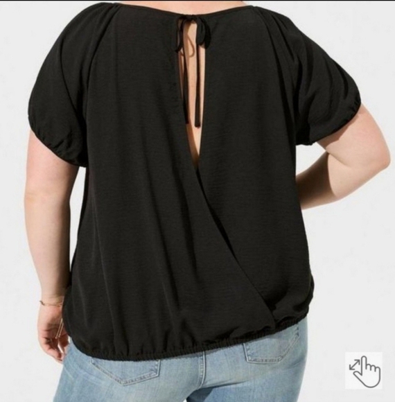 🍂🍁NWT TORRID 2x  Seersucker Surplice Back Short Sleeve Top - Picture 3 of 7
